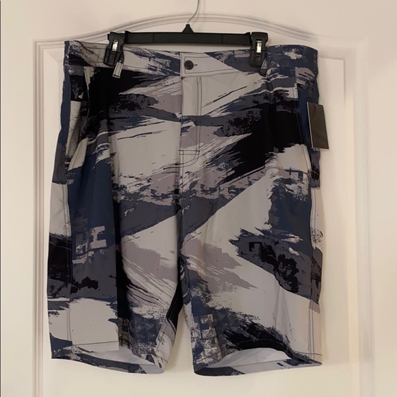 Men’s Hawaii’s Finest 4 Way Stretch Shorts sz 36 - Picture 1 of 4